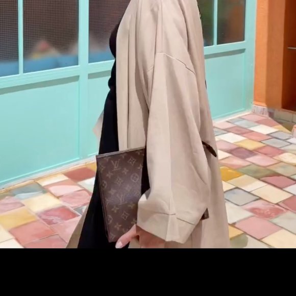 Linen Kimono with big black eye detail - Picture 3 of 4